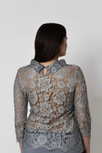 Blouse en dentelle grise Oscalito - taille 40 / taille L - seconde main pièces de créateurs - boutique mode 
