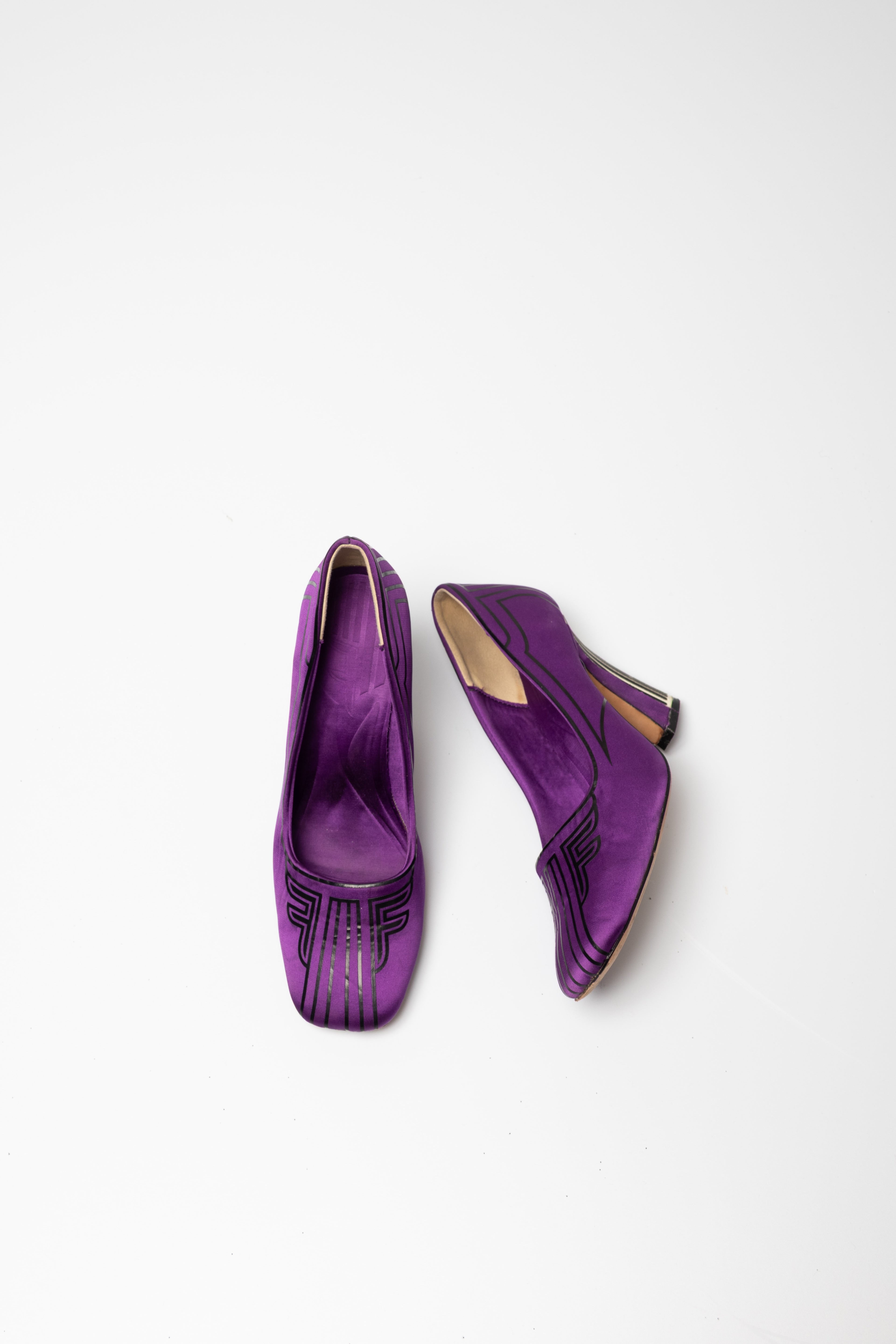 Escarpins satin violet Fendi - seconde main créateurs