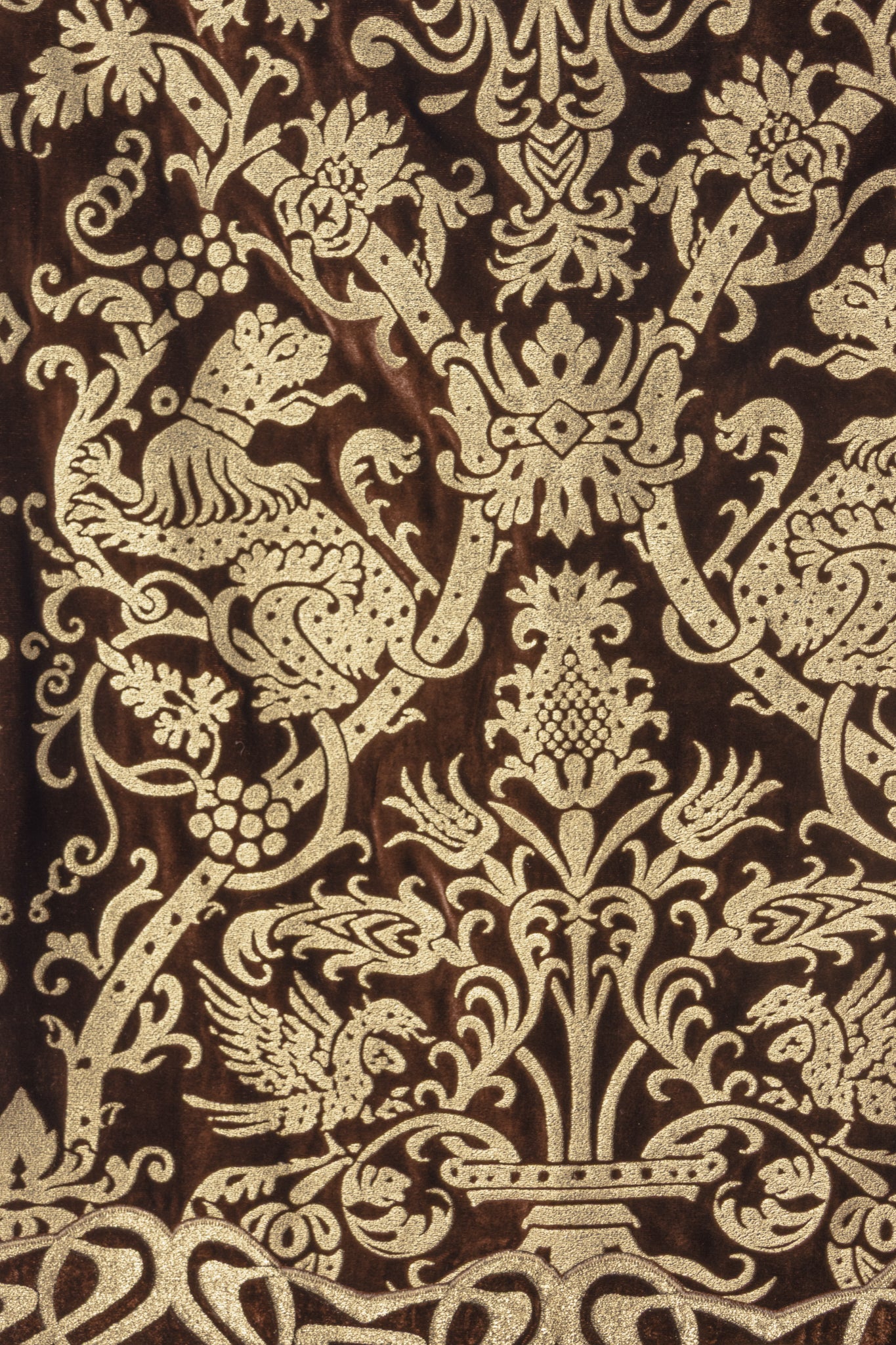 Jupe crayon velours Roberto Cavalli imprimé lion doré baroque seconde main - taille 38
